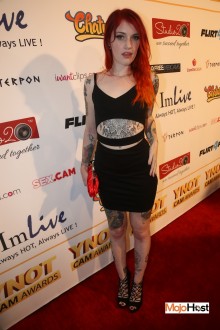 ynotcams2018_redcarpet329  